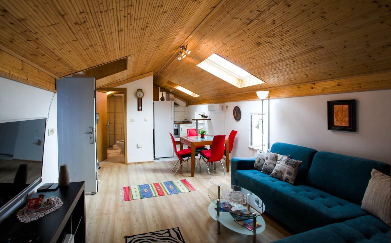 Holiday Homes Mirjana Mošćenička Draga Exteriör bild